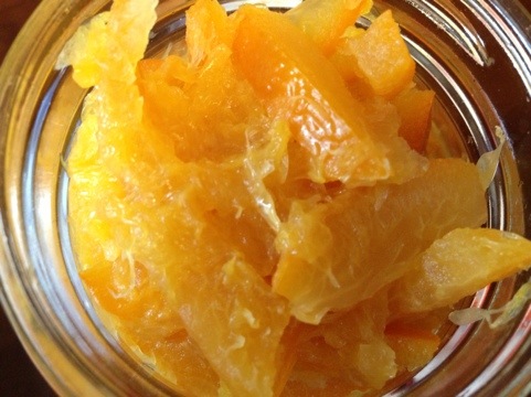 地元のオレンジで作るジャムは美味しいよ！
